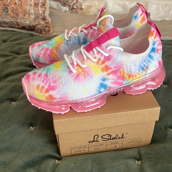 Shoes - NEW tie dye running shoes